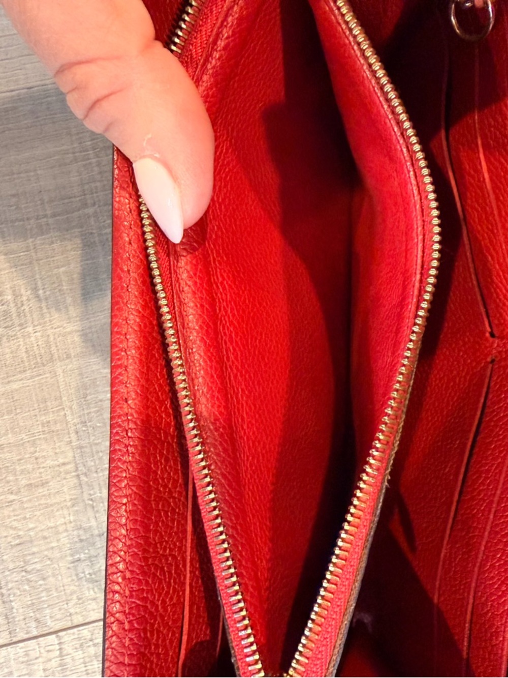 Louis Vuitton Pallas Wallet with Added Crossbody Chain - Picture 8 of 10